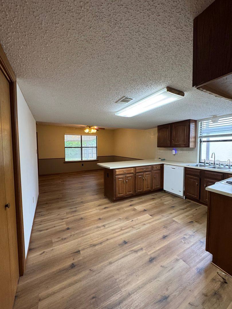 House for rent at 2912 S 100th St, Fort Smith, AR 72903