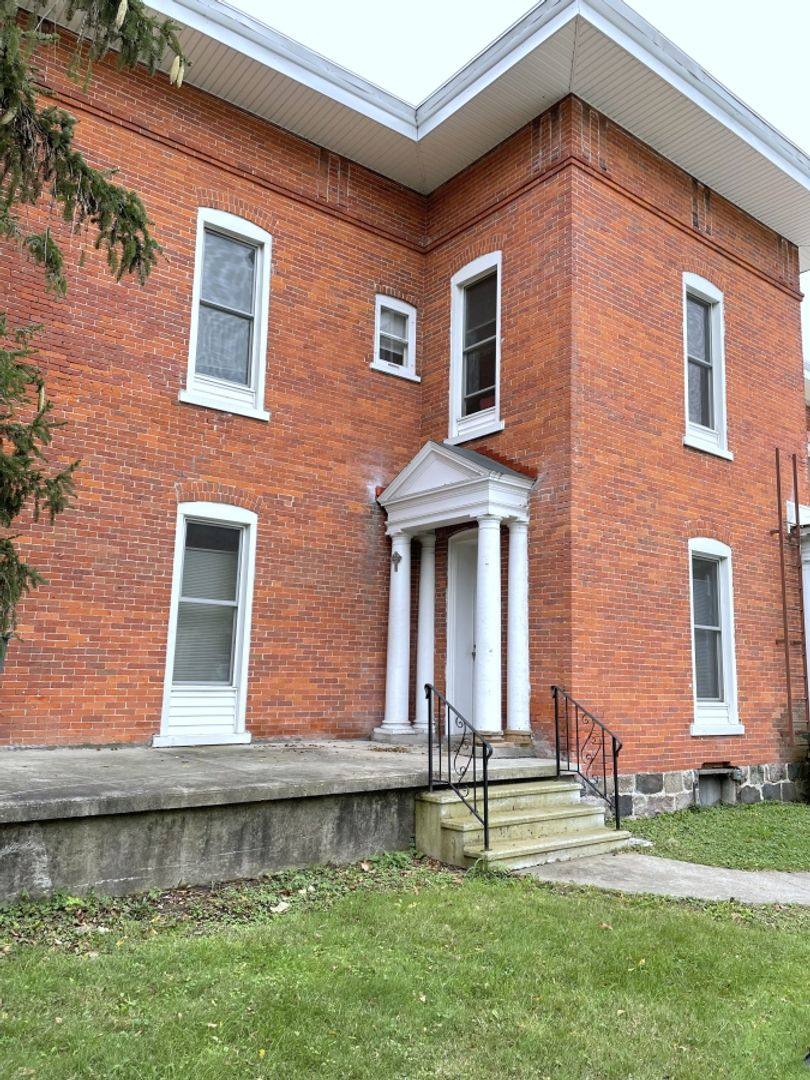Apartment for rent at 203 S 6th St, Goshen, IN 46528