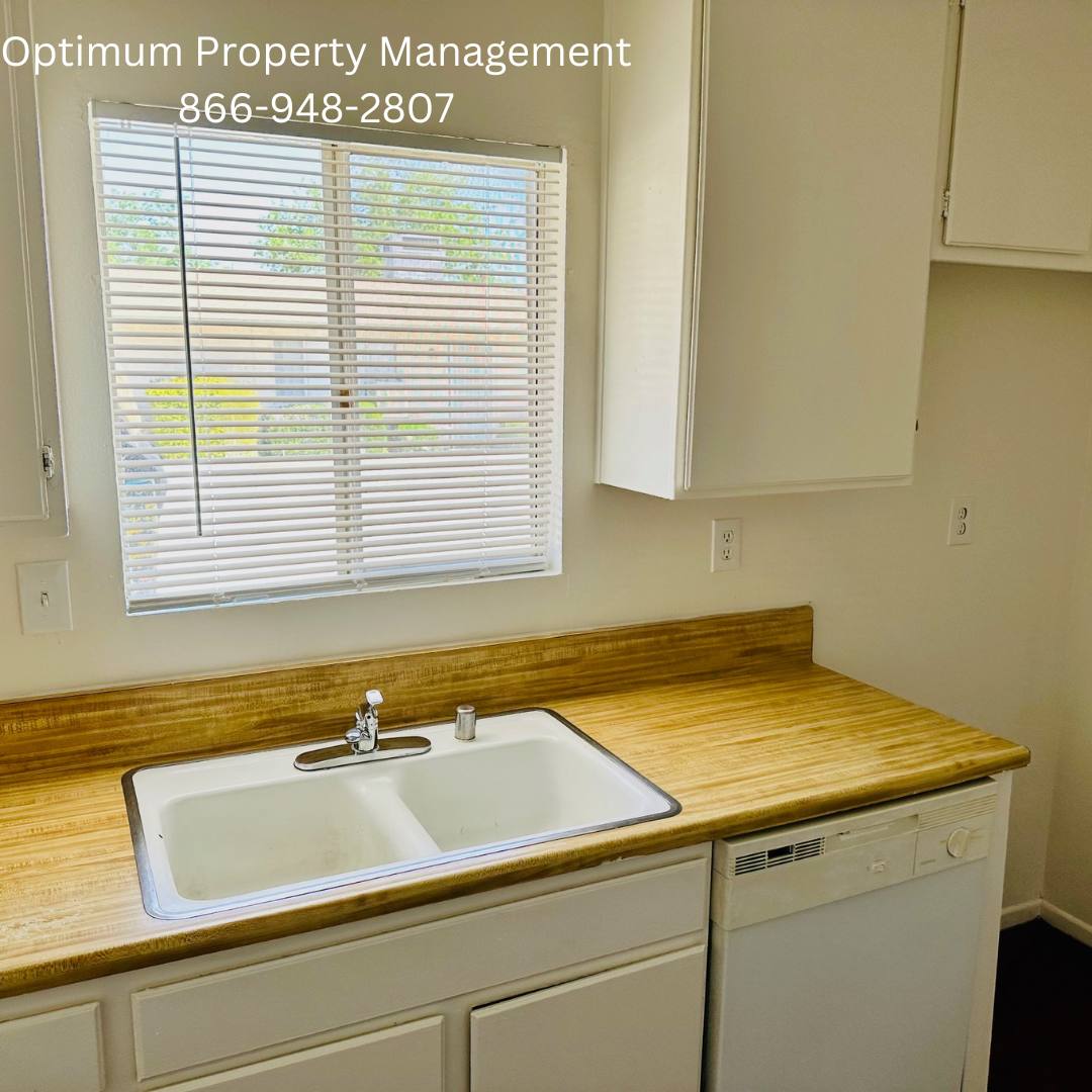 Apartment for rent at 15340 Ute Rd, Apple Valley, CA 92307