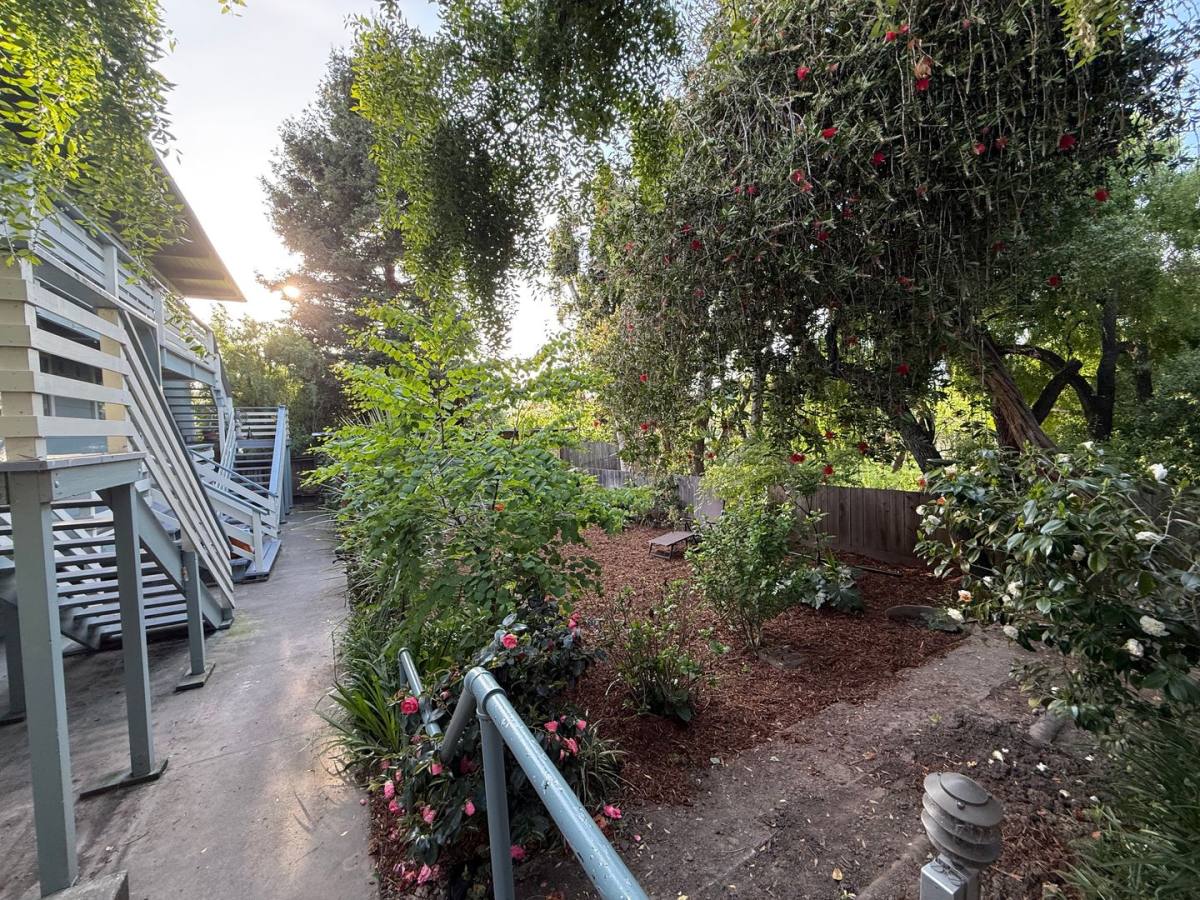 Apartment for rent at 1228 Delaware, Berkeley, CA 94702