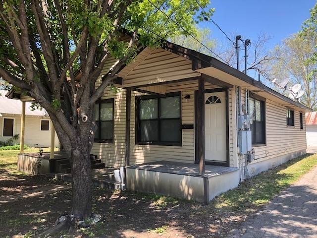 Apartment for rent at 809-811 E Cherry St, Sherman, TX 75090