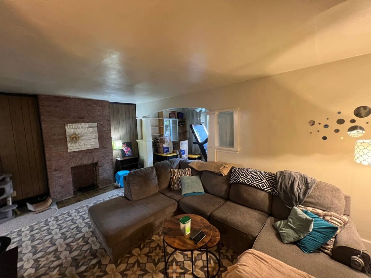 Apartment for rent at 1547 McFarland Rd, Pittsburgh, PA 15216