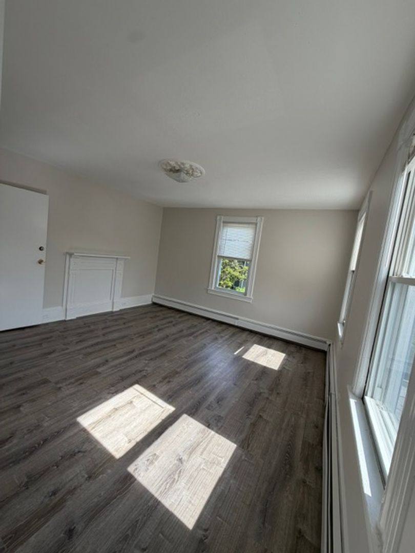 Apartment for rent at 13 2nd Ave, Kingston, NY 12401