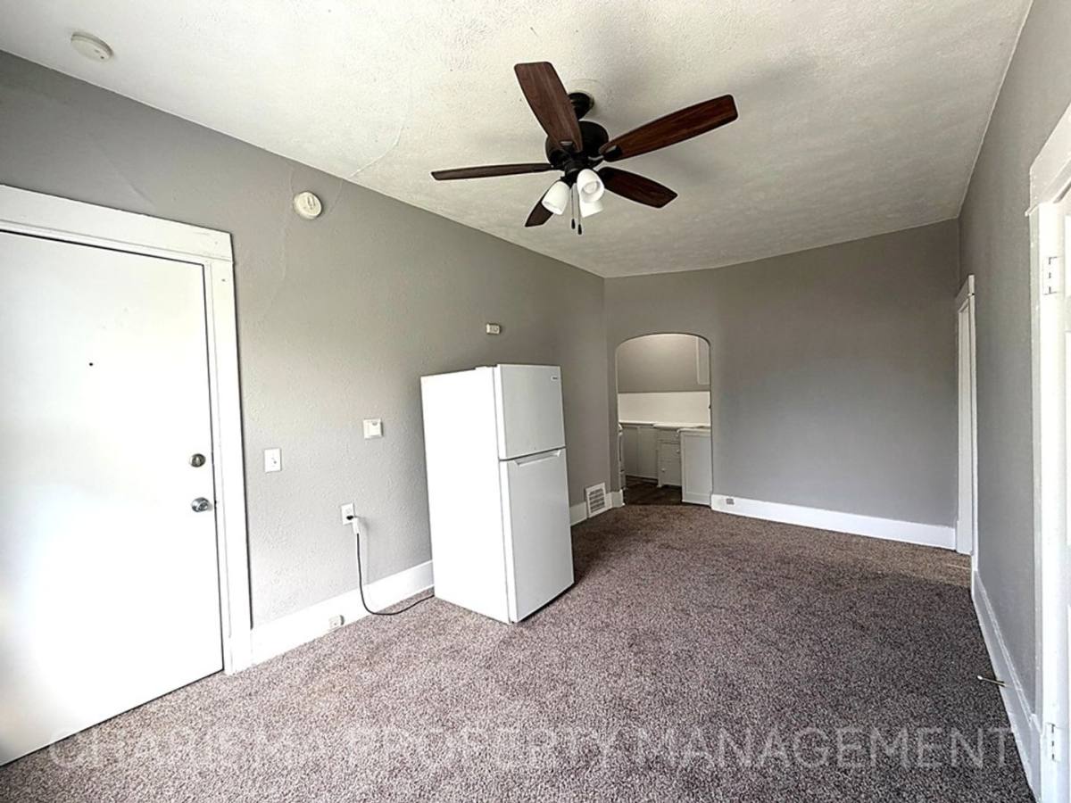Apartment for rent at 316 E 15th St, Sioux Falls, SD 57104