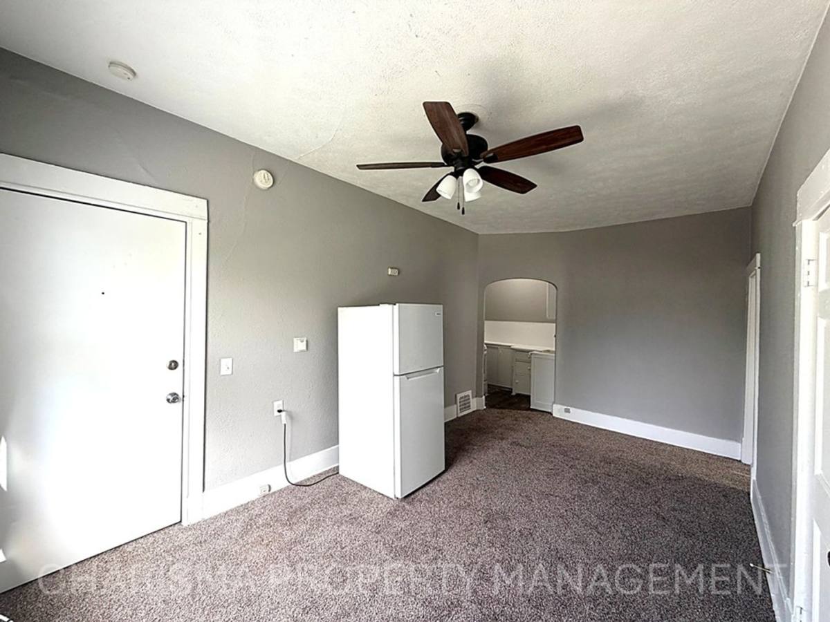 Apartment for rent at 316 E 15th St, Sioux Falls, SD 57104