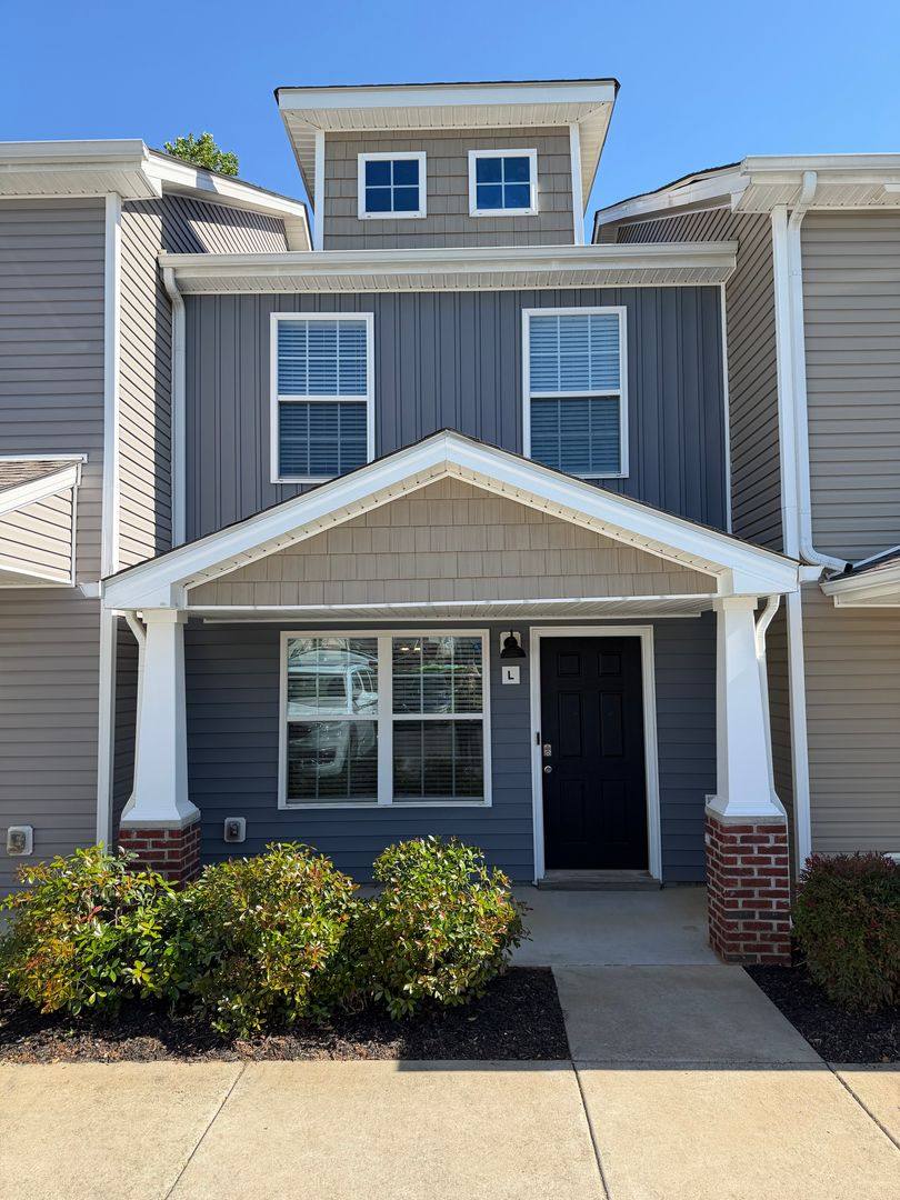 Townhouse for rent at 645 Stowe Court, Clarksville, TN 37040