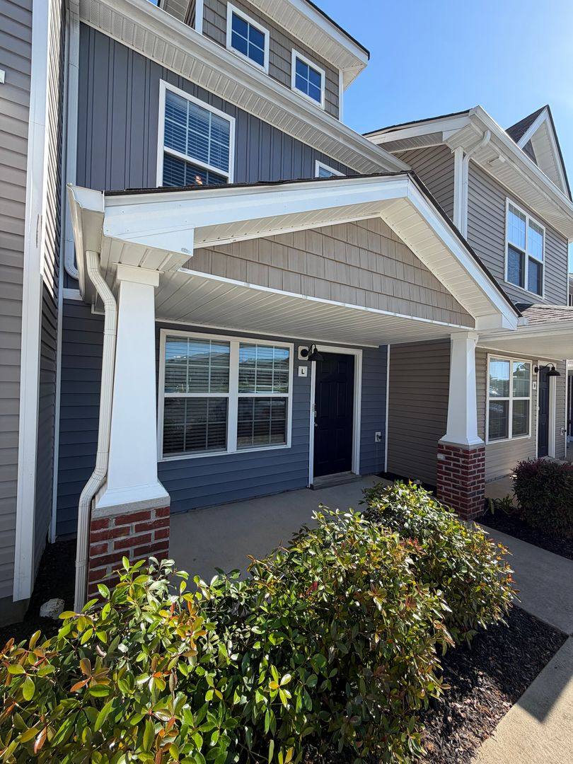 Townhouse for rent at 645 Stowe Court, Clarksville, TN 37040