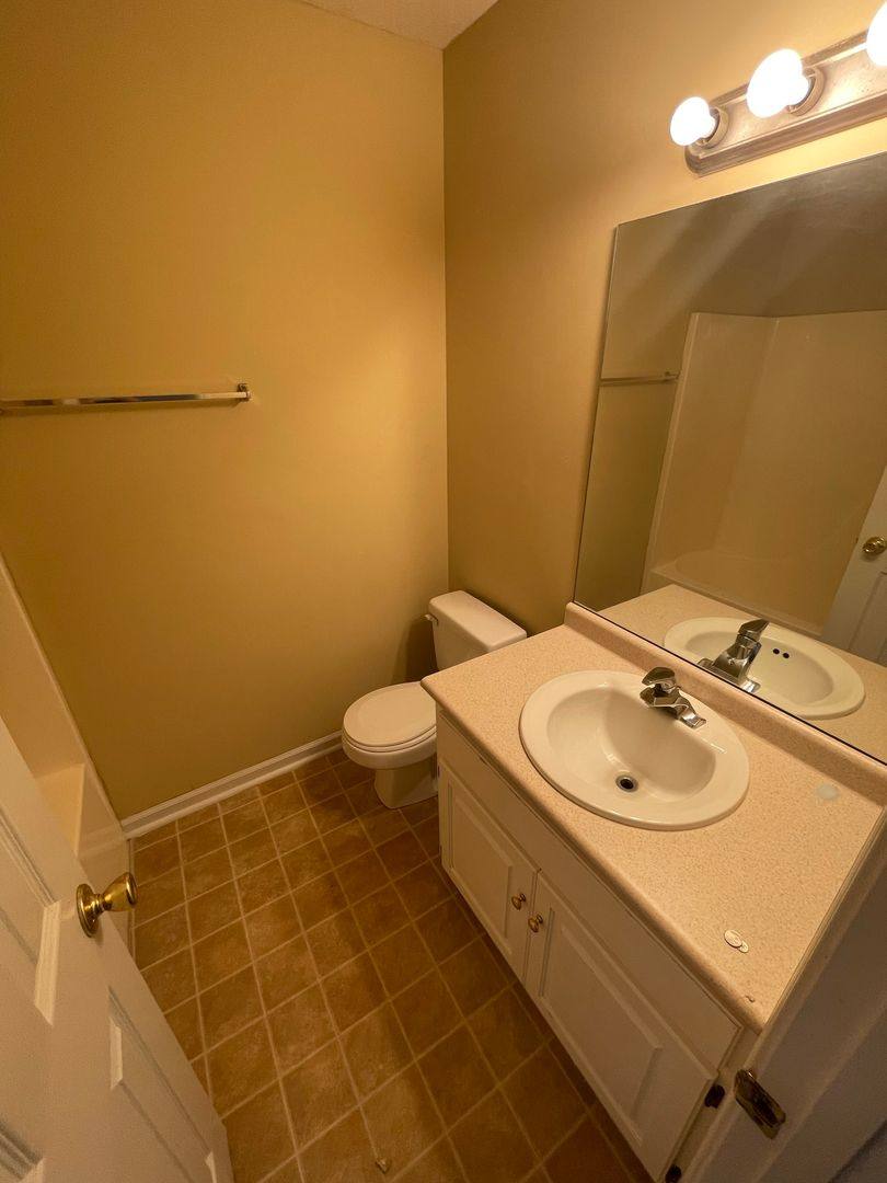 Apartment for rent at 2105 Gabbies Run, Statesboro, GA 30458