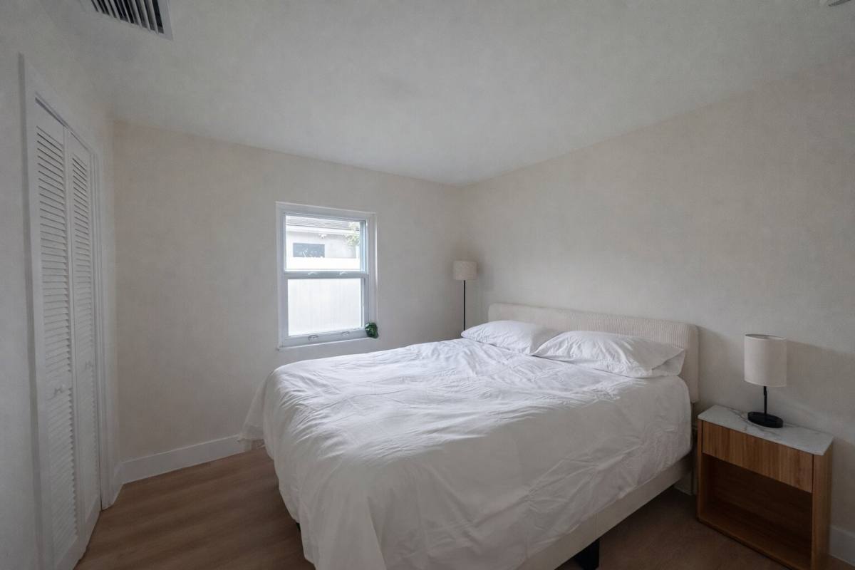 House for rent at 4396 SW 25th Terrace #1, Fort Lauderdale, FL 33312