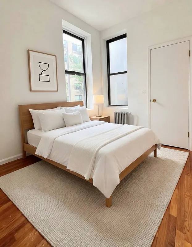 Apartment for rent at 370 W 52nd St #2C, New York, NY 10019