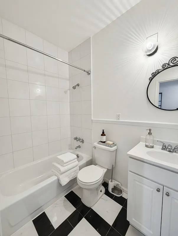 Apartment for rent at 370 W 52nd St #2C, New York, NY 10019