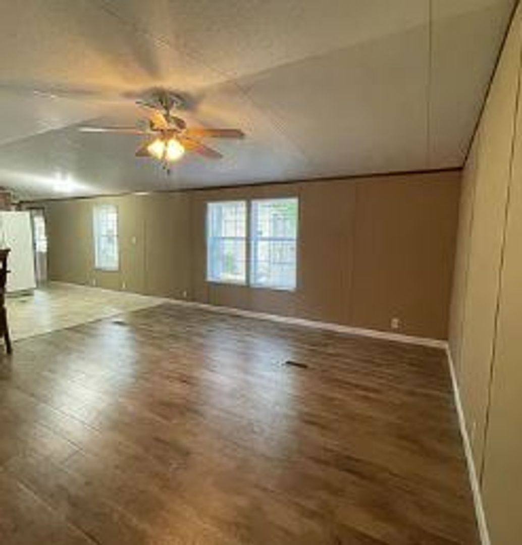 Apartment for rent at 3709 Hampton Lane, Louisville, TN 37777