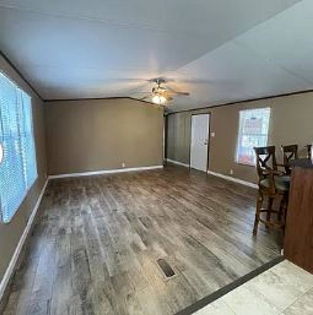 Apartment for rent at 3709 Hampton Lane, Louisville, TN 37777