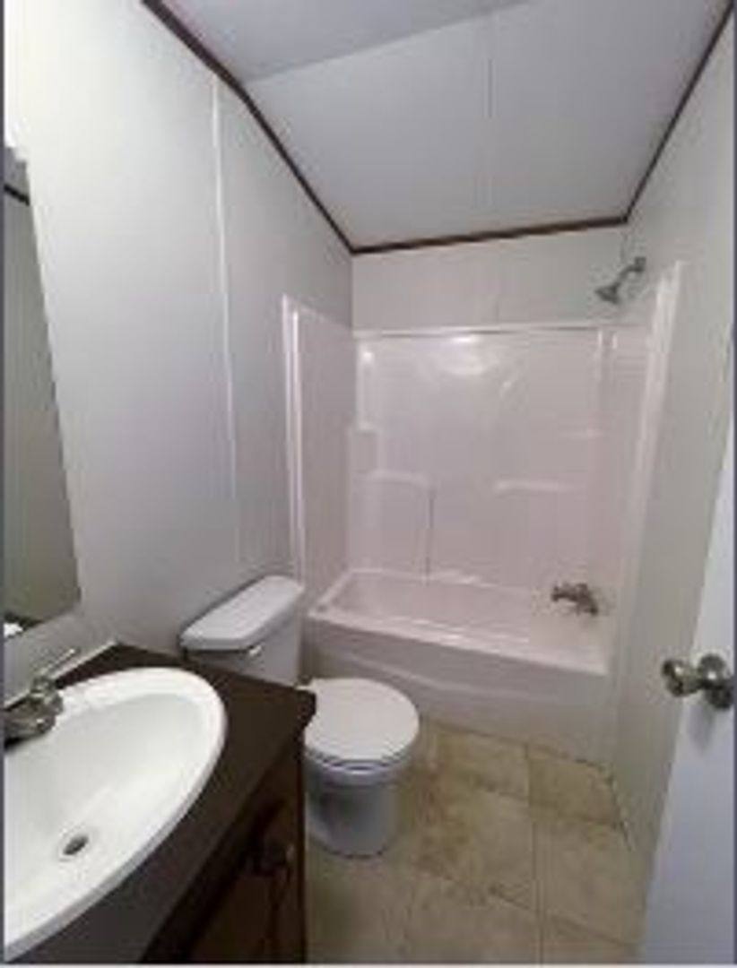 Apartment for rent at 3709 Hampton Lane, Louisville, TN 37777