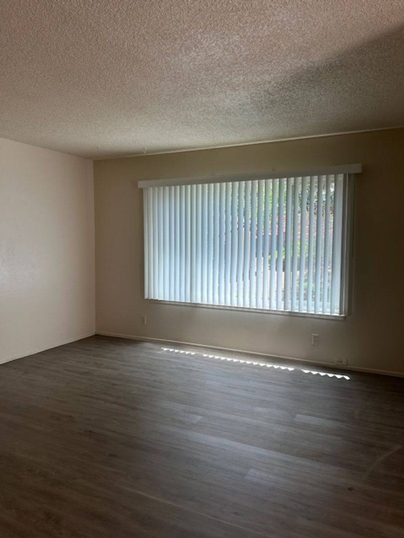 Apartment for rent at 8444 Hidden Lakes Rd, Forestville, CA 95436