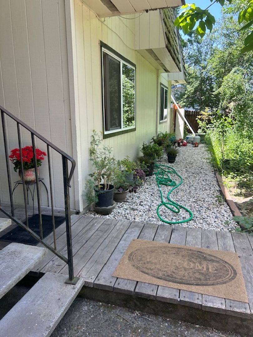 Apartment for rent at 8444 Hidden Lakes Rd, Forestville, CA 95436
