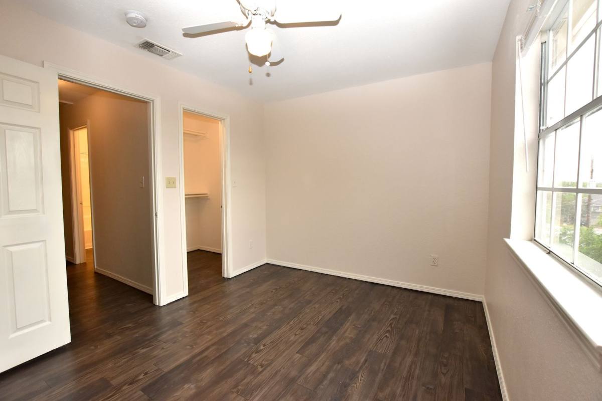 Townhouse for rent at 921-923 Sagewood Trail, San Marcos, TX 78666