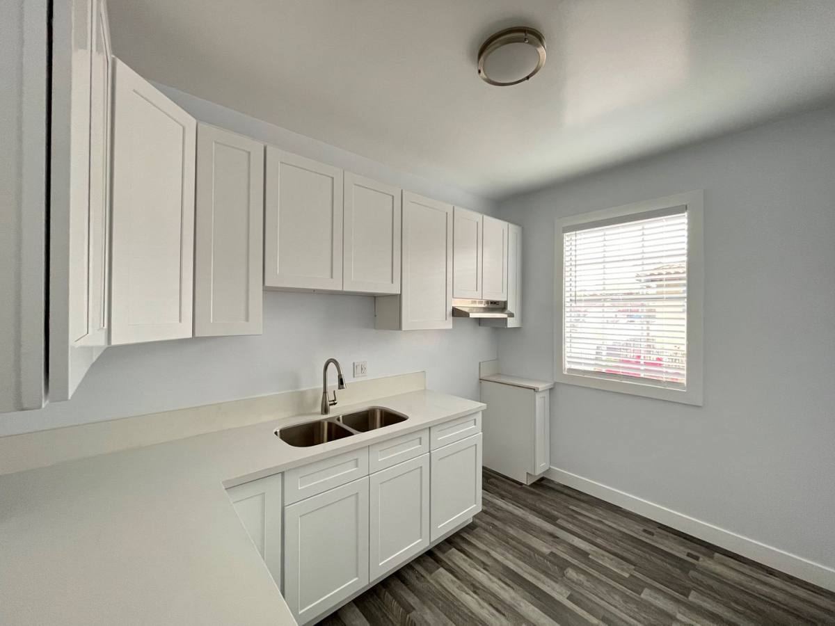 Apartment for rent at 131 N Alvarado St, Los Angeles, CA 90026