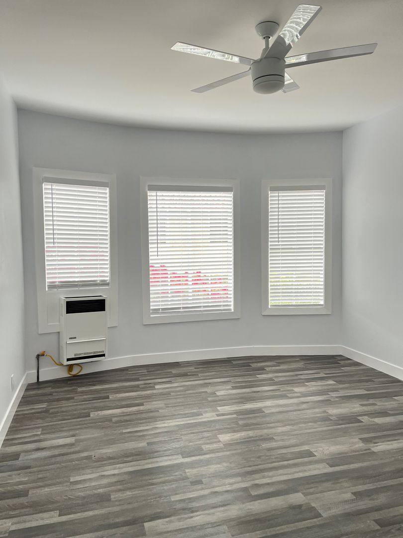 Apartment for rent at 131 N Alvarado St, Los Angeles, CA 90026