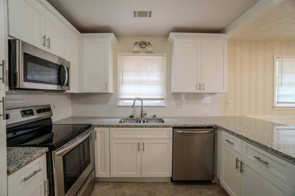 House for rent at 6593 Dunwoody Trail, Austell, GA 30168