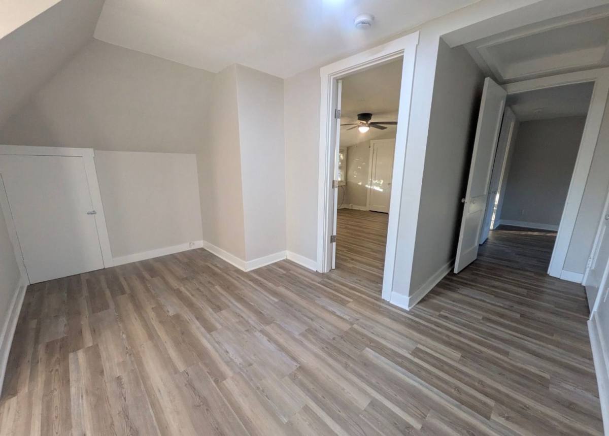 Apartment for rent at 1009 Everett Ave, Louisville, KY 40204