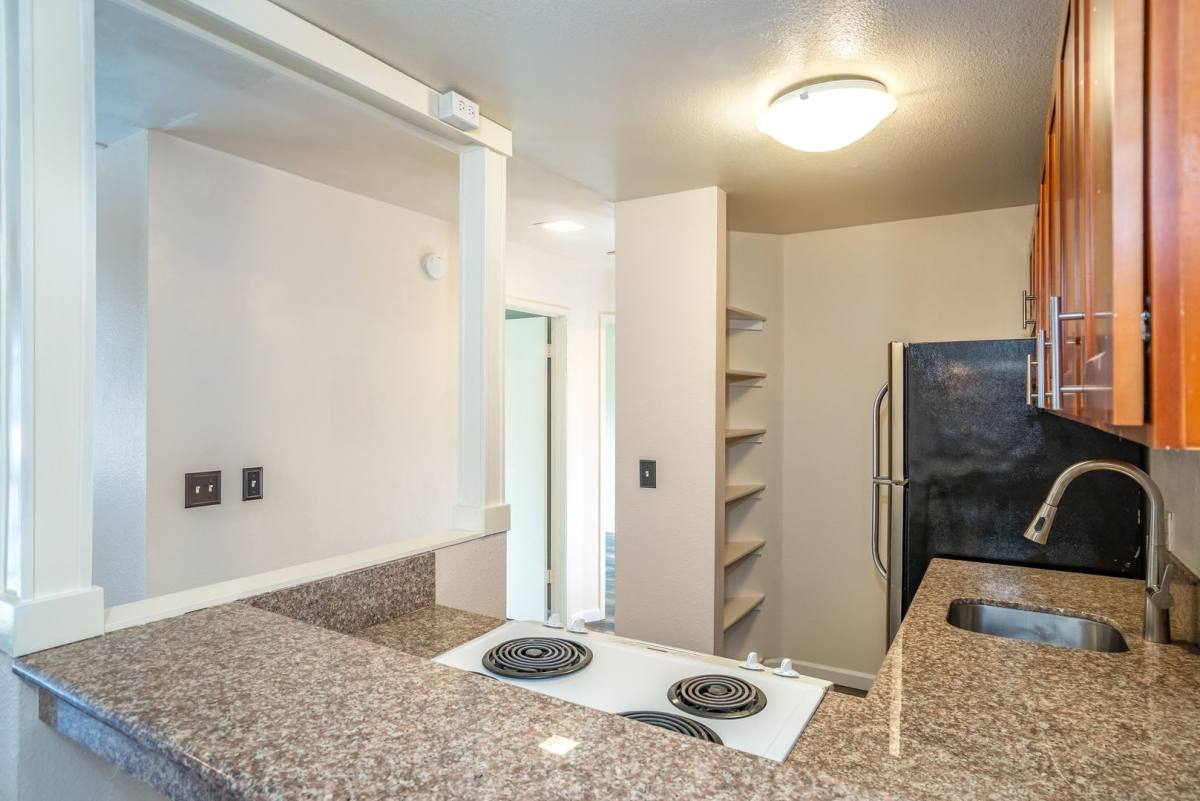 Condo for rent at 160 Keonekai Rd 12-201, Kihei, HI 96753