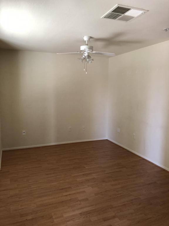 Townhouse for rent at 600 Hosking Ave #7-C, Bakersfield, CA 93307