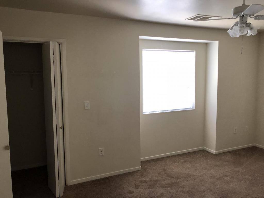 Townhouse for rent at 600 Hosking Ave #7-C, Bakersfield, CA 93307