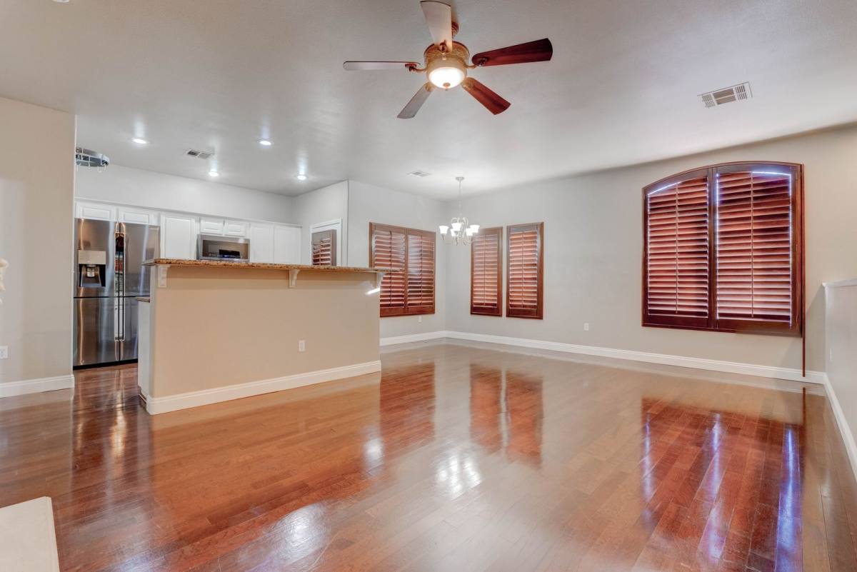 Apartment for rent at 10001 Crimson Palisades Place, Las Vegas, NV 89144