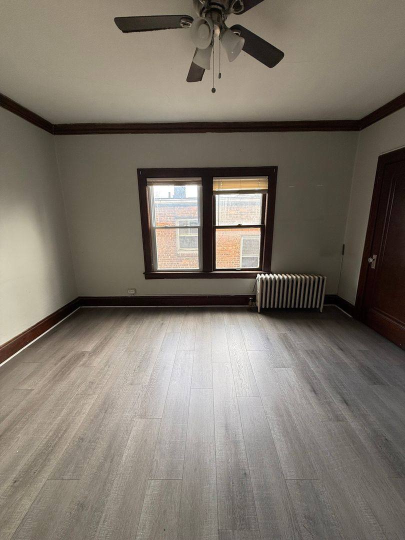 Apartment for rent at 1685 Lincoln Ave, Lakewood, OH 44107