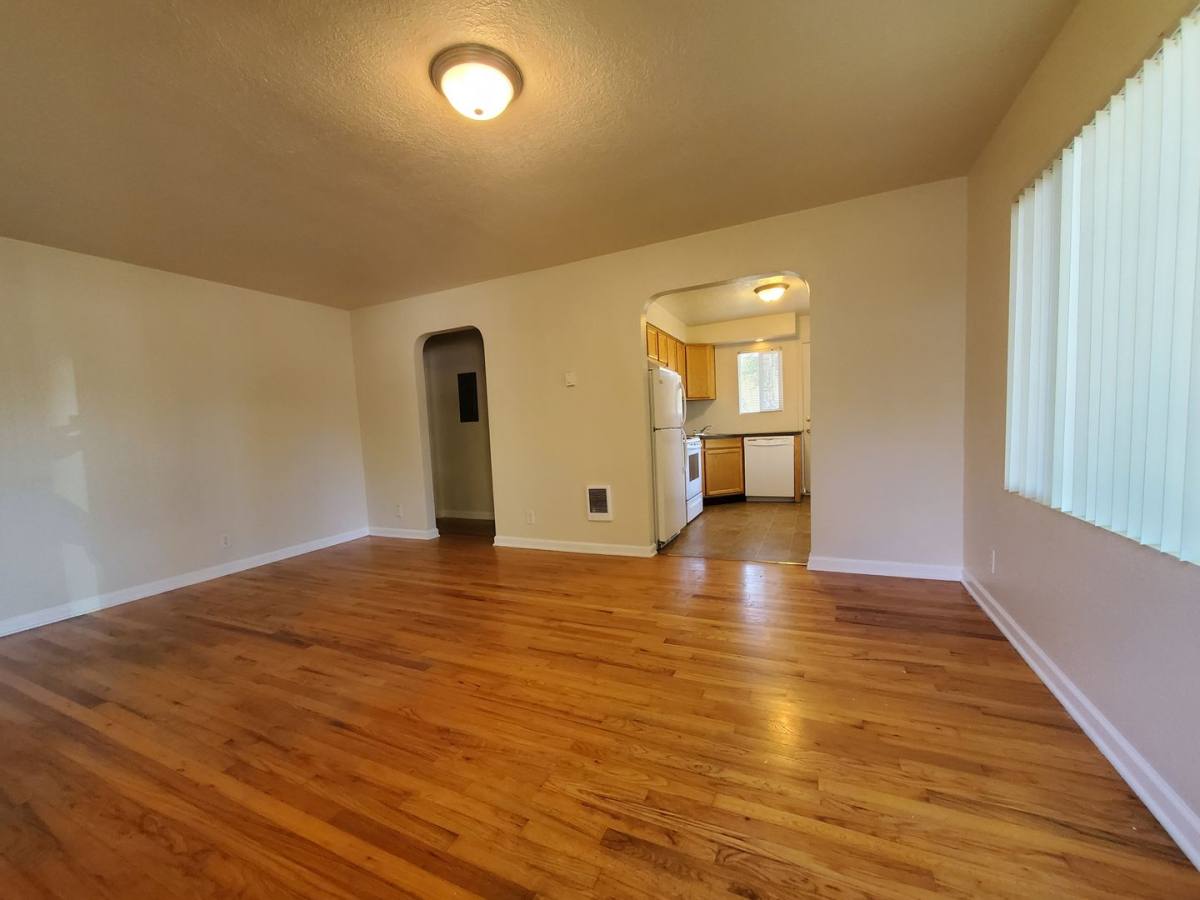 Apartment for rent at 155 Miller St S, Salem, OR 97302