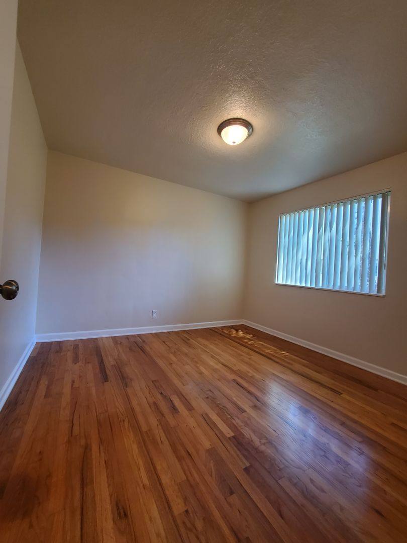 Apartment for rent at 155 Miller St S, Salem, OR 97302