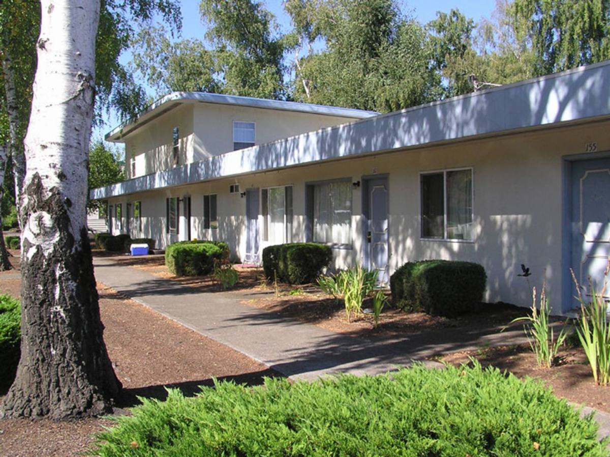 Apartment for rent at 155 Miller St S, Salem, OR 97302