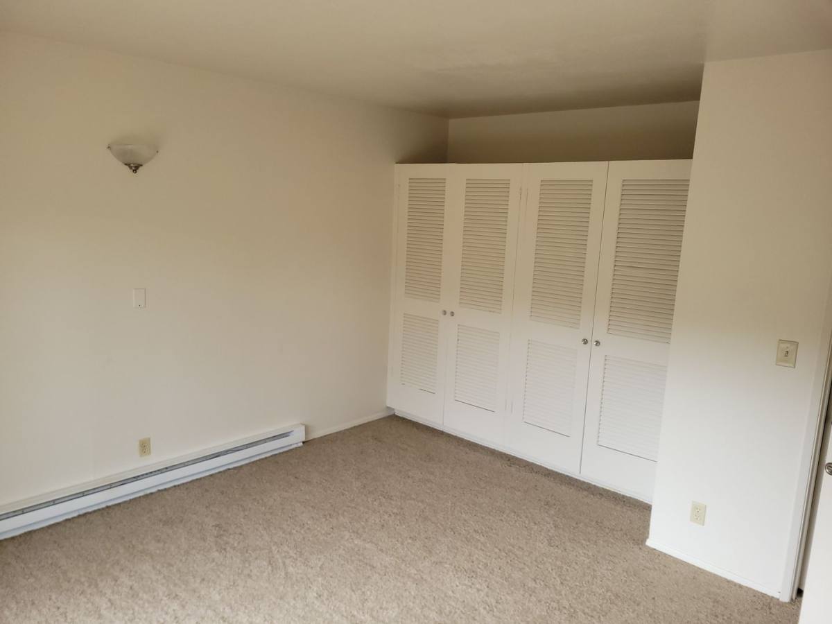 Apartment for rent at 355 Harney St S, Salem, OR 97302