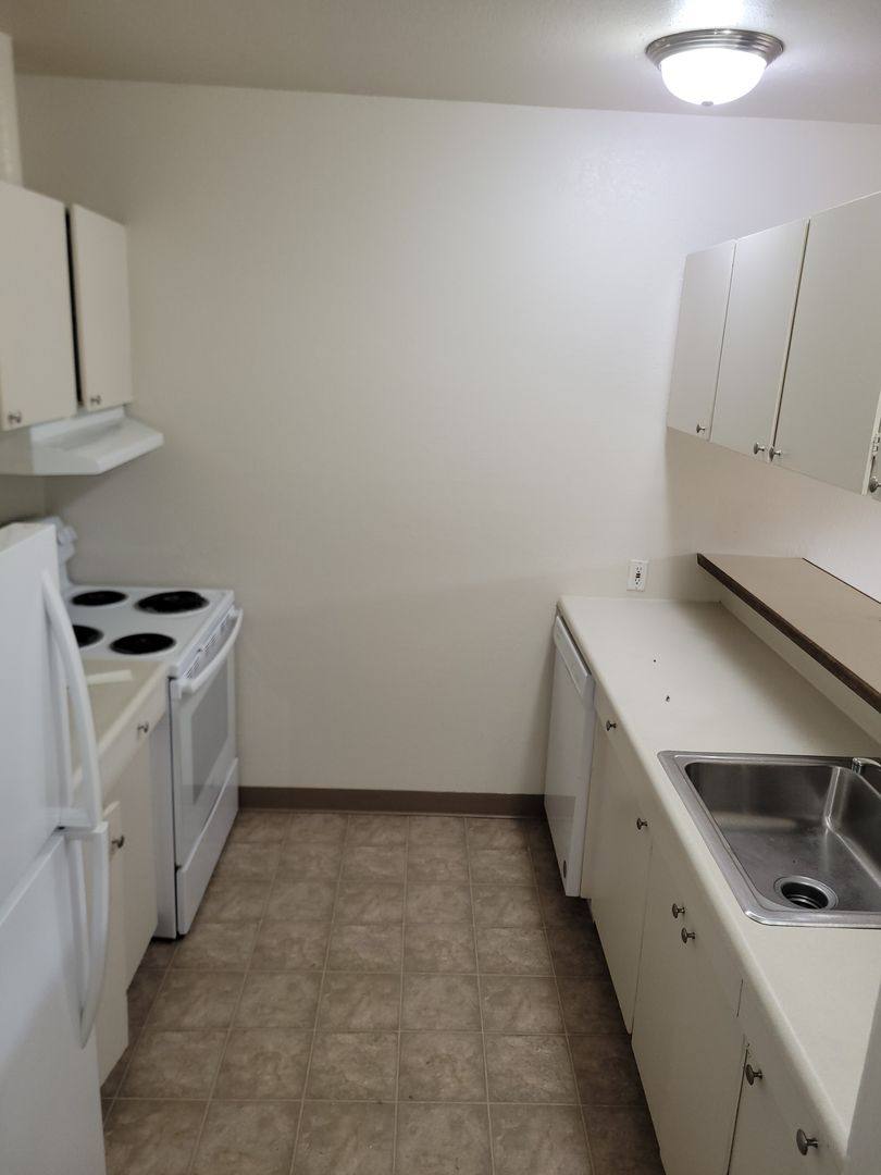 Apartment for rent at 355 Harney St S, Salem, OR 97302