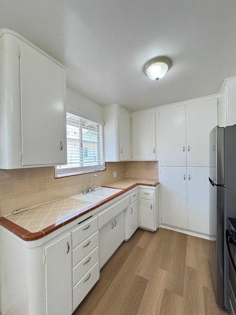 Apartment for rent at 511-515 S Baldwin Ave, Arcadia, CA 91007