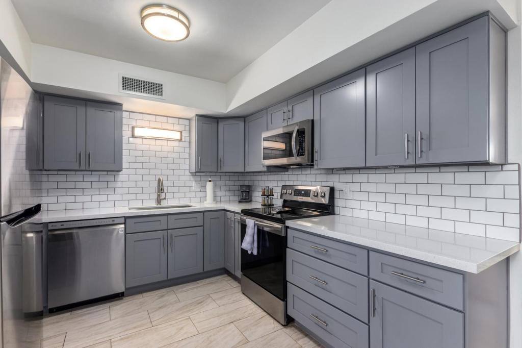 House for rent at 1629 E 13th St, Tucson, AZ 85719