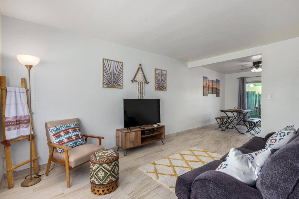 House for rent at 1629 E 13th St, Tucson, AZ 85719