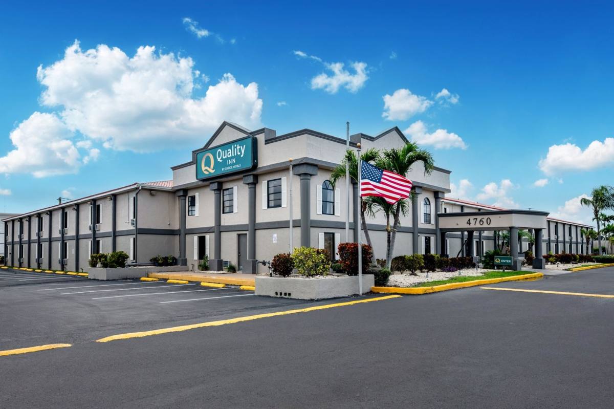 Condo for rent at 4760 S Cleveland Ave, Fort Myers, FL 33907