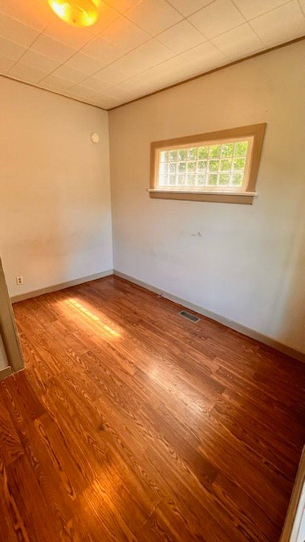 Apartment for rent at 2521-2523 E Sharp Ave, Spokane, WA 99202