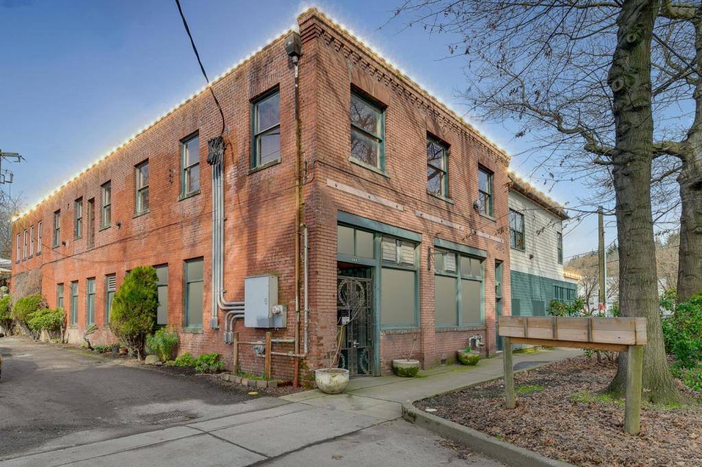 Apartment for rent at 5605 Corson Ave S #22, Seattle, WA 98108