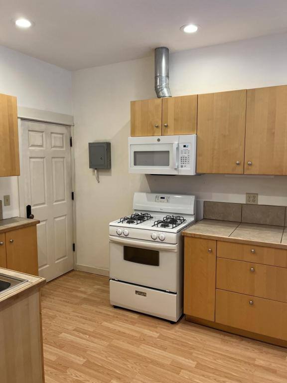 Apartment for rent at 5605 Corson Ave S #22, Seattle, WA 98108