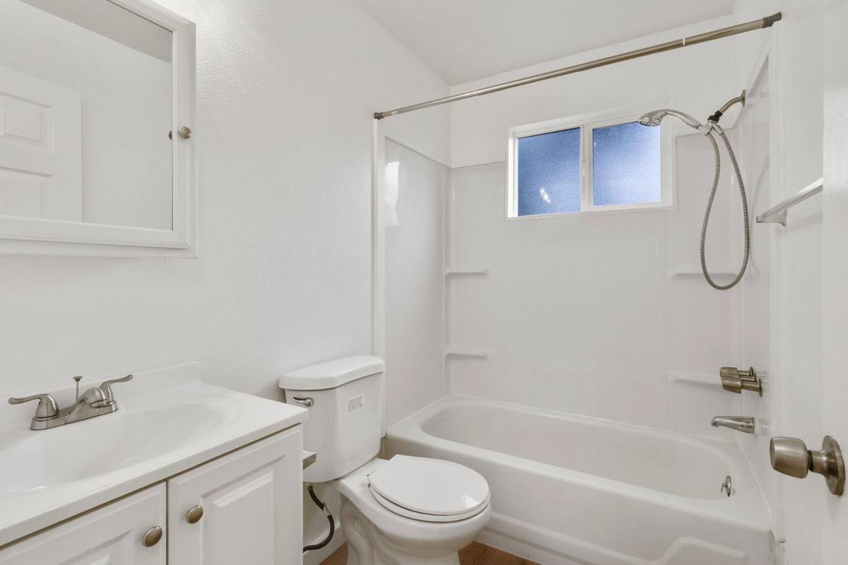 Apartment for rent at 8810 John Dower Rd SW, Lakewood, WA 98499