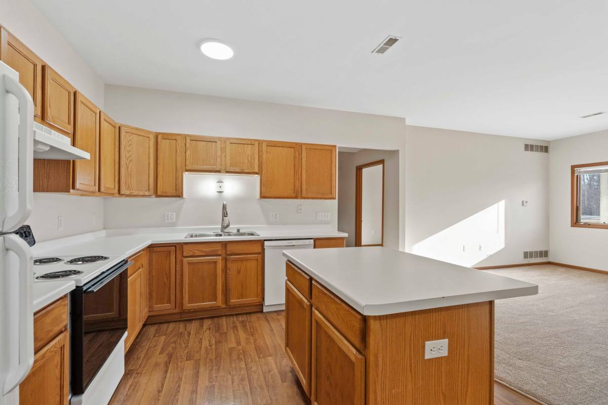 Apartment for rent at 810 Hazel Ridge Rd, Elkhorn, WI 53121