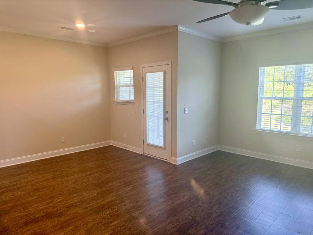 Townhouse for rent at 54 Horizon Lane, Richmond Hill, GA 31324