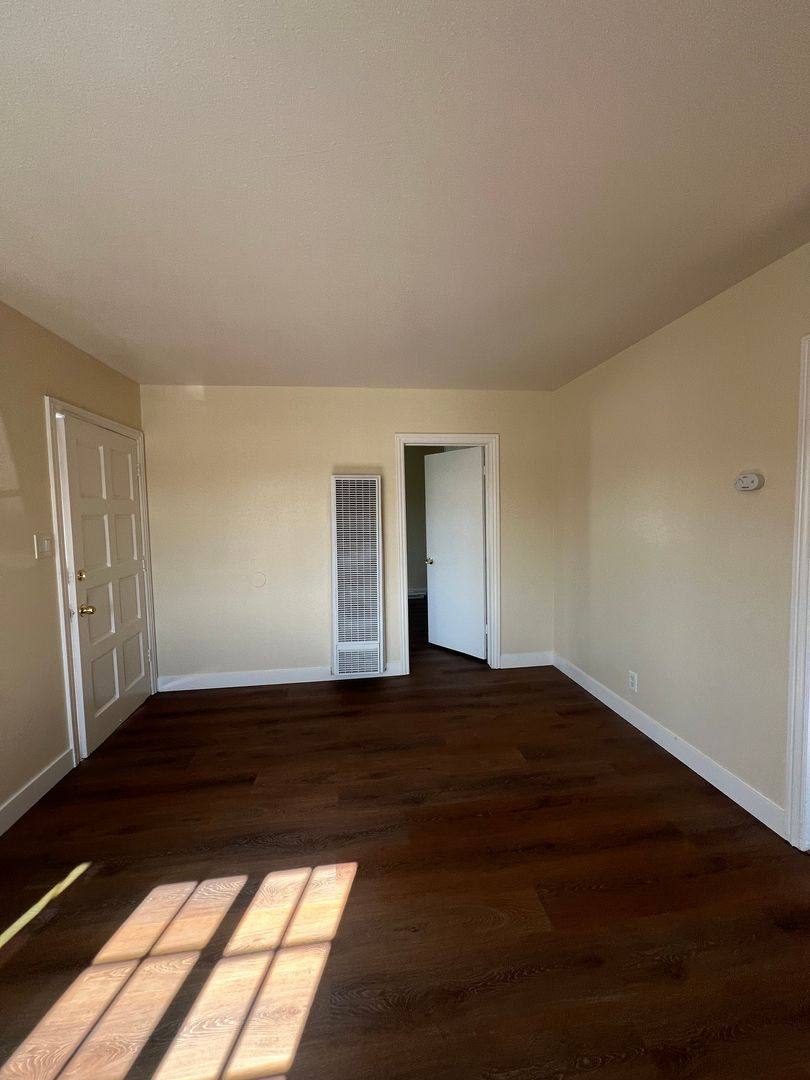 Apartment for rent at 16217 Prairie Ave, Lawndale, CA 90260