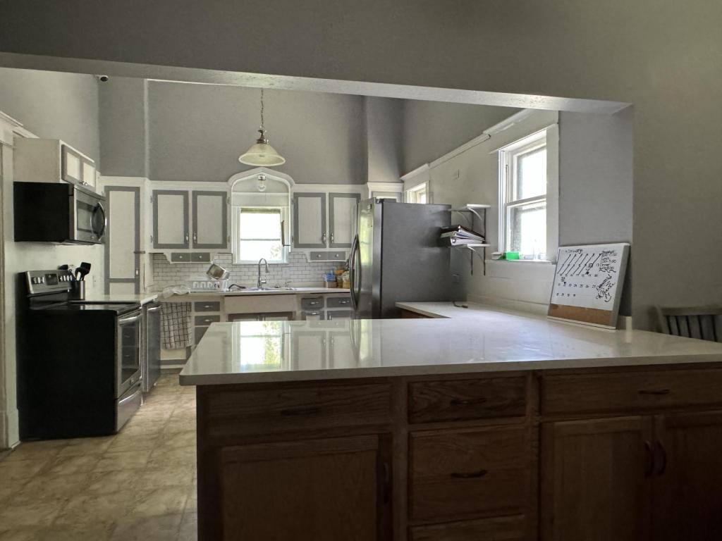 House for rent at 906 N Penelope St, Belton, TX 76513