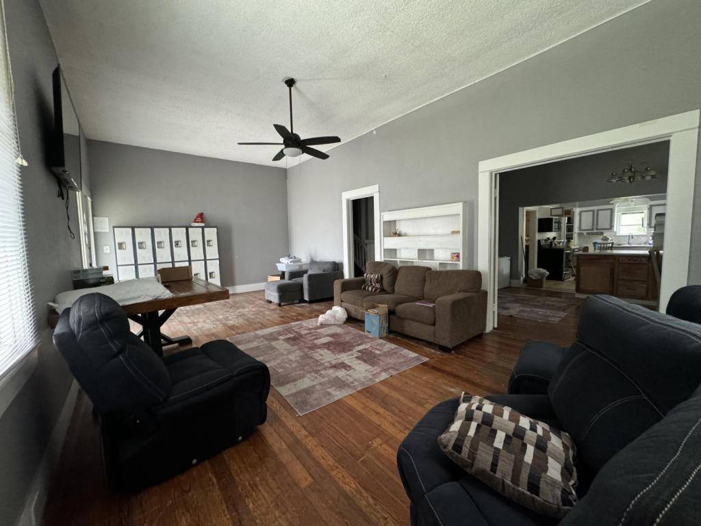 House for rent at 906 N Penelope St, Belton, TX 76513