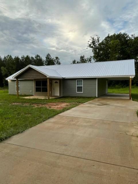 House for rent at 188 Silver Run Rd, Munford, AL 36268