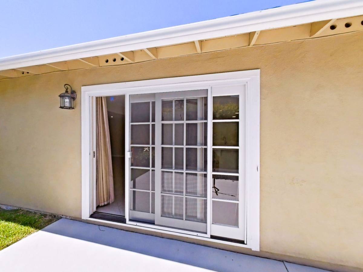 House for rent at 25152 Northrup Dr, Laguna Hills, CA 92653